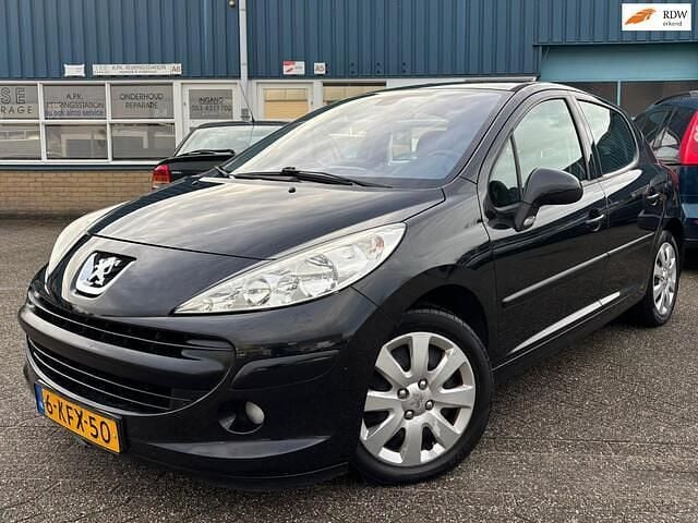 Zwart Gebruikt 2007 Peugeot 207 Hatchback | € 3.800 (Eerlijke prijs) - Afbeelding 1/4