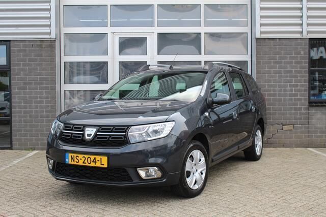Grijs, metallic lak Gebruikt 2017 Dacia Logan MCV Stationwagen | € 9.950 - Afbeelding 1/4