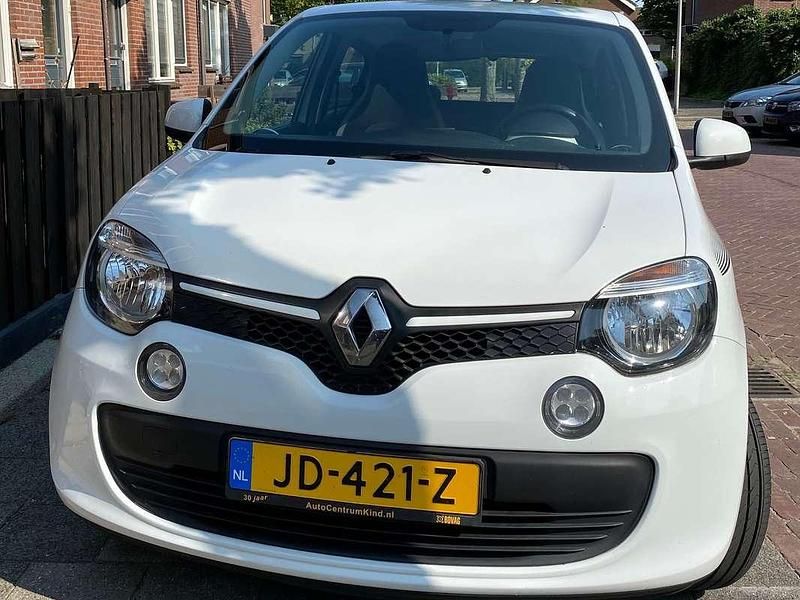 Wit Gebruikt 2016 Renault Twingo Collection Hatchback | € 7.000 (Iets duurder) - Afbeelding 1/4