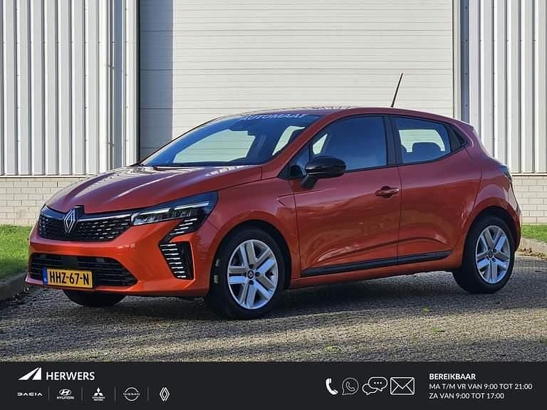 Valenciaoranje Gebruikt 2024 Renault Clio V Hatchback | € 19.985 (Goede deal) - Afbeelding 1/4