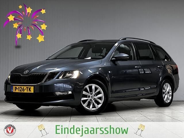 Grijs (metallic) Gebruikt 2018 Skoda Octavia Business Line Stationwagen | € 7.995 (Goede deal) - Afbeelding 1/4