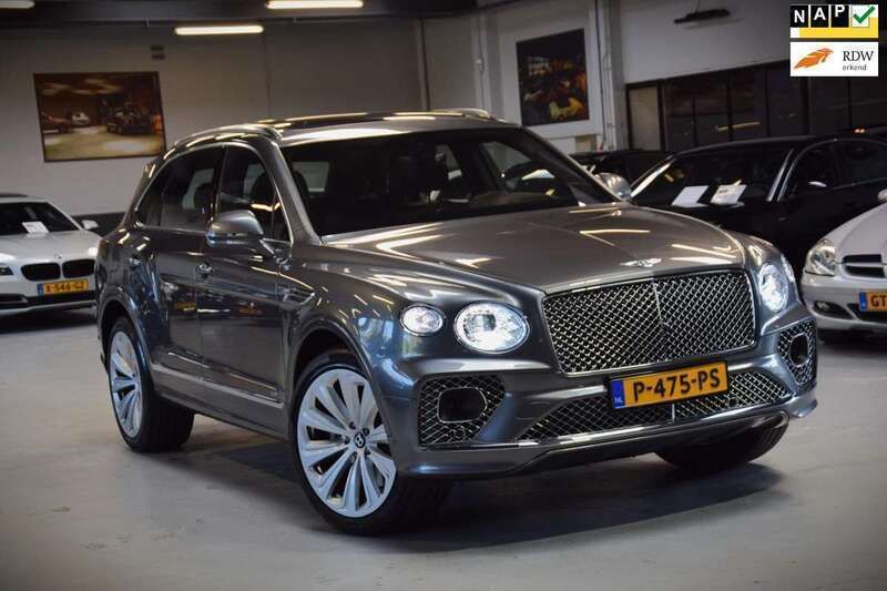 Grijs, metallic lak Gebruikt 2022 Bentley Bentayga SUV | € 198.400 - Afbeelding 1/4