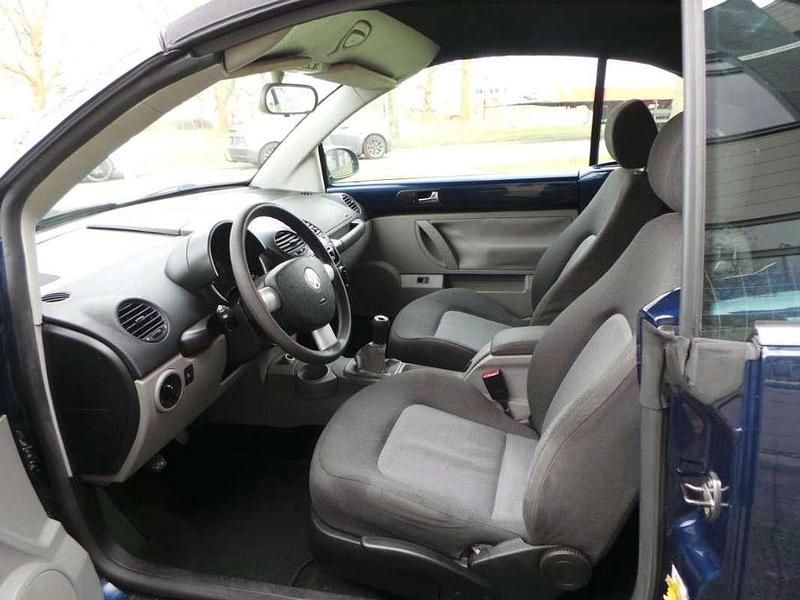 Occasion VW New Beetle Cabriolet Comfortline 102 PK (75 kW) 2005 Blauw Cabriolet