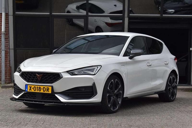 Occasion Cupra Leon VZ 245 PK (180 kW) 2021 Wit Hatchback