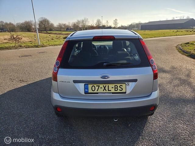 Occasion Ford Fiesta Style 69 PK (50 kW) 2007 Grijs Hatchback