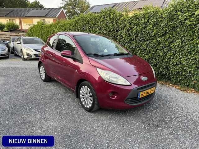 Paars Gebruikt 2009 Ford Ka Titanium Hatchback | € 1.945 (Eerlijke prijs) - Afbeelding 1/4