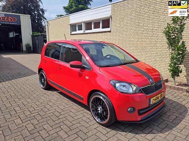 Rood Gebruikt 2015 Skoda Citigo Monte Carlo Hatchback | € 6.750 (Goede deal) - Afbeelding 1/4