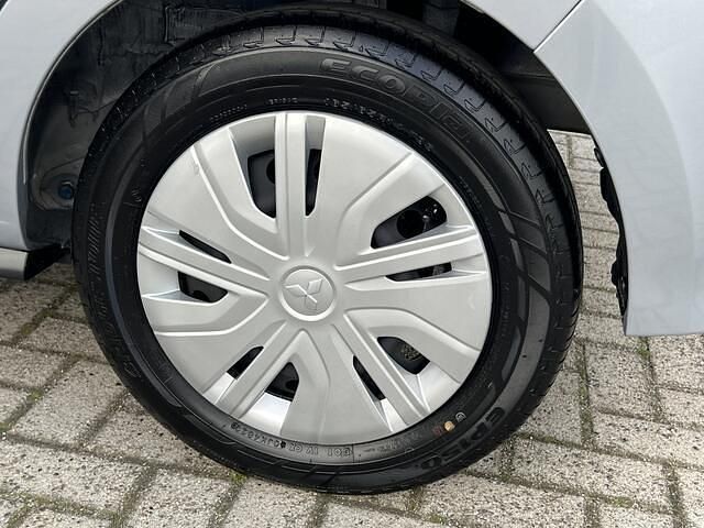 Occasion Mitsubishi Space Star 71 PK (52 kW) 2023 Grijs Hatchback