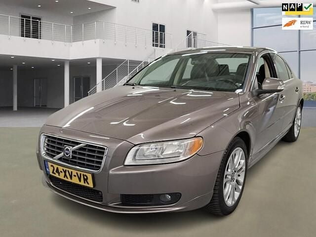 Grijs Gebruikt 2007 Volvo S80 Momentum Sedan | € 5.950 - Afbeelding 1/4