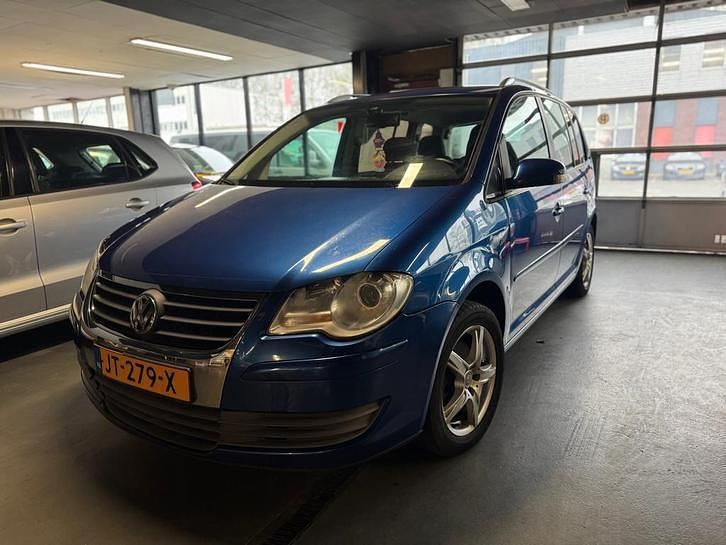 Occasion 2007 VW Touran Trendline MPV | € 1.500 - Afbeelding 1/4