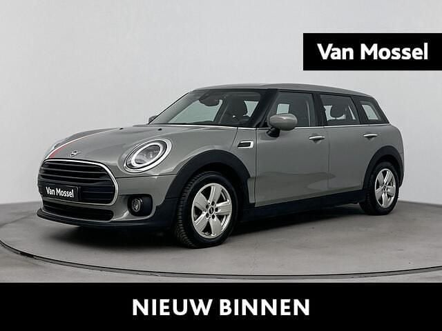 Grijs Gebruikt 2022 Mini Cooper Clubman Business Stationwagen | € 25.440 (Eerlijke prijs) - Afbeelding 1/4