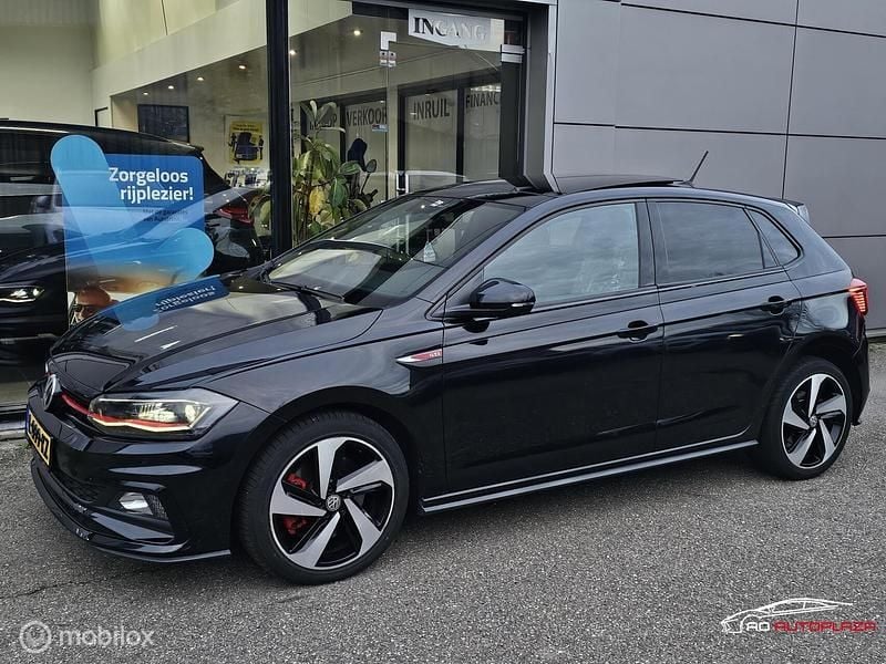 Zwart Occasion 2018 VW Polo GTI Hatchback | € 14.995 (Goede deal) - Afbeelding 1/4