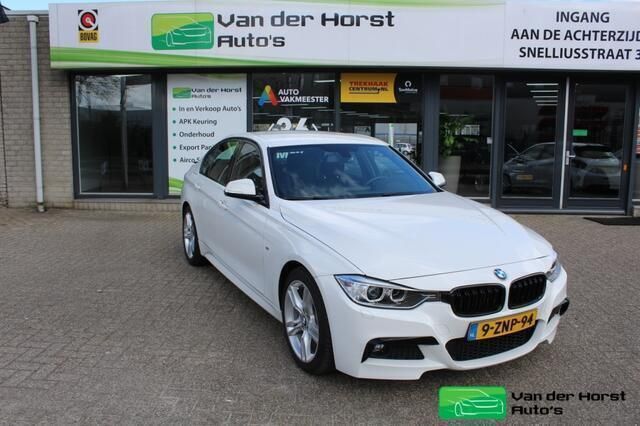 Wit Gebruikt 2015 BMW 316 Executive Sedan | € 13.750 (Eerlijke prijs) - Afbeelding 1/4