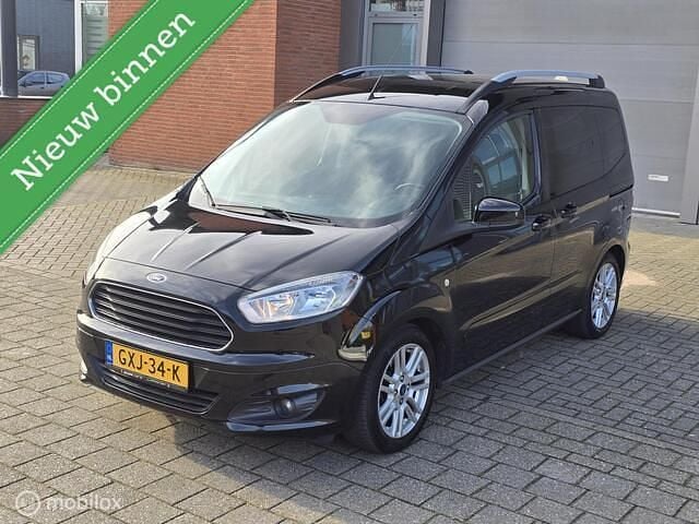 Occasion Ford Tourneo Courier 101 PK (74 kW) 2016 Zwart MPV