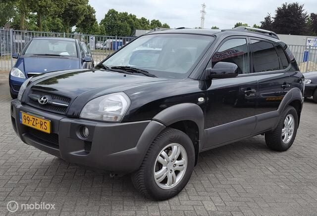 Zwart Gebruikt 2008 Hyundai Tucson Premium SUV | € 4.500 (Eerlijke prijs) - Afbeelding 1/4