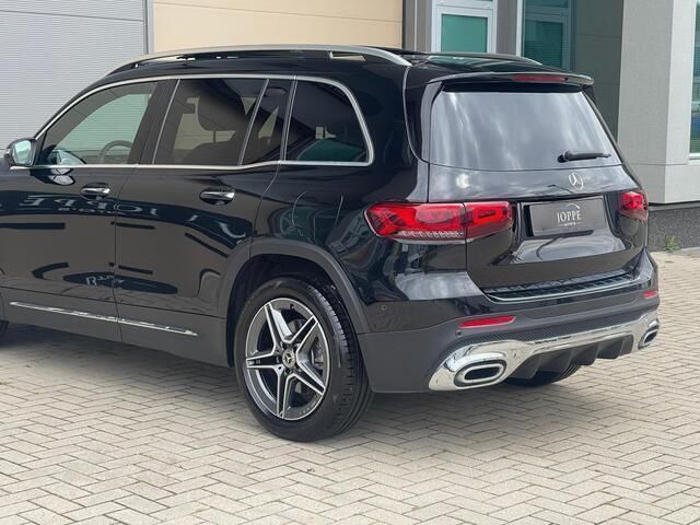 Occasion Mercedes GLB200 AMG line 163 PK (119 kW) 2023 Zwart, metallic lak SUV