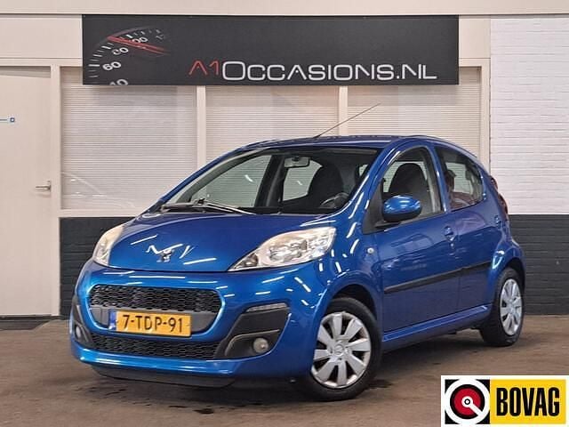 Blauw Occasion 2014 Peugeot 107 Active Hatchback | € 4.795 (Eerlijke prijs) - Afbeelding 1/4