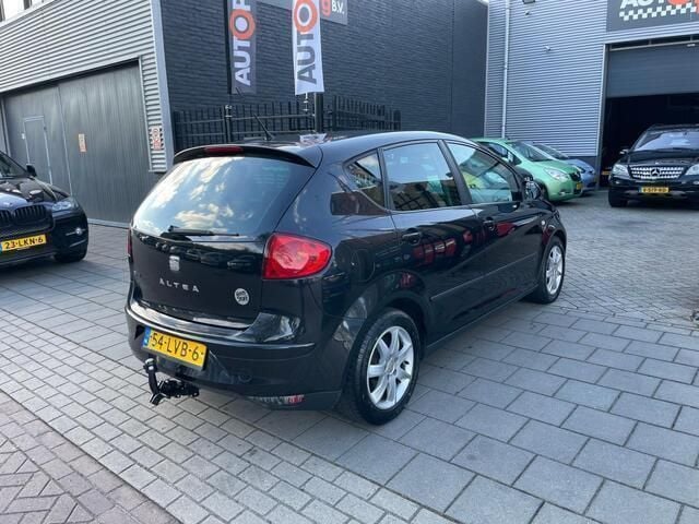 Occasion Seat Altea 105 PK (77 kW) 2010 Zwart MPV