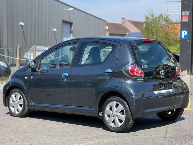 Occasion Toyota Aygo 2014 Grijs Hatchback