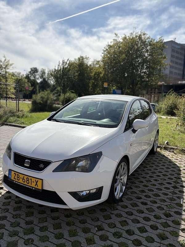 Occasion Seat Ibiza FR 105 PK (77 kW) 2012 Sedan