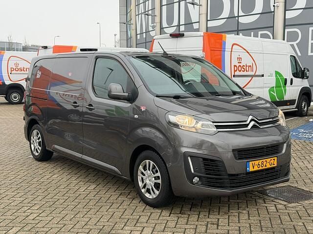 Bruin Gebruikt 2017 Citroën Jumpy MPV | € 7.500 (Goede deal) - Afbeelding 1/4