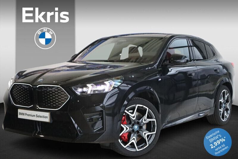 Zwart, metallic lak Gebruikt 2025 BMW iX2 M Sport SUV | € 54.900 (Super prijs) - Afbeelding 1/4