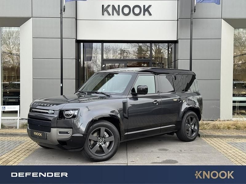 Grijs Occasion 2025 Land Rover Defender SE Dynamic SUV | € 97.850 (Eerlijke prijs) - Afbeelding 1/4
