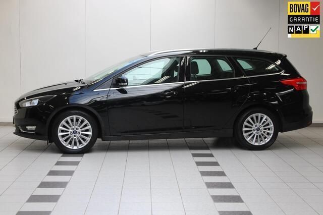 Zwart Gebruikt 2016 Ford Focus Titanium Stationwagen | € 9.950 (Eerlijke prijs) - Afbeelding 1/4