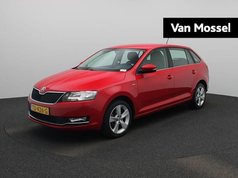Rood Gebruikt 2018 Skoda Rapid Clever Hatchback | € 11.900 (Eerlijke prijs) - Afbeelding 1/4