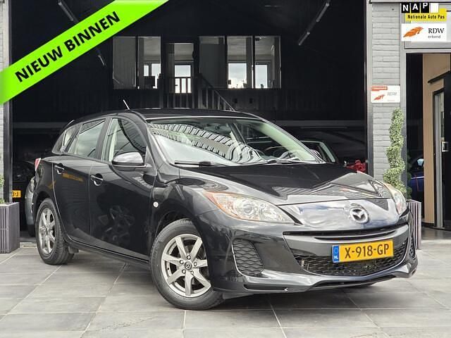 Zwart, metallic lak Gebruikt 2012 Mazda 3 Hatchback | € 9.500 (Goede deal) - Afbeelding 1/4