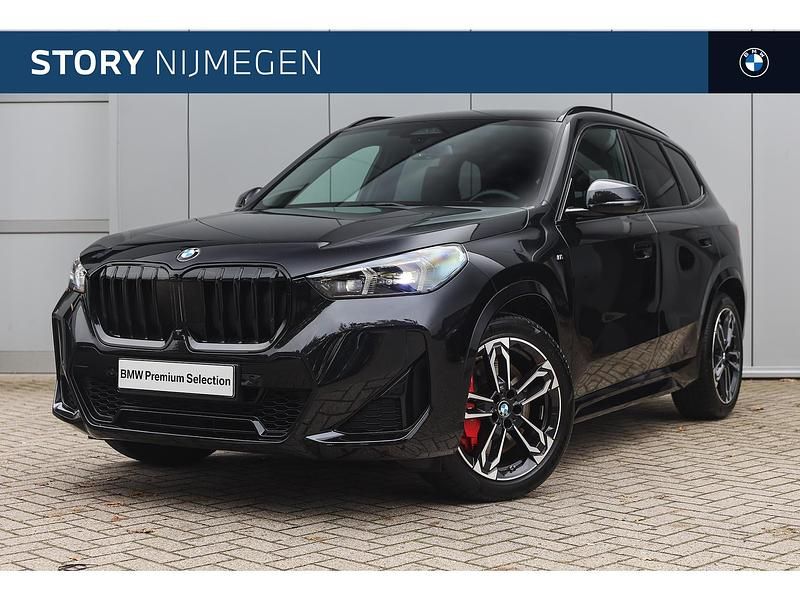 Zwart Gebruikt 2025 BMW X1 Executive SUV | € 63.450 - Afbeelding 1/4