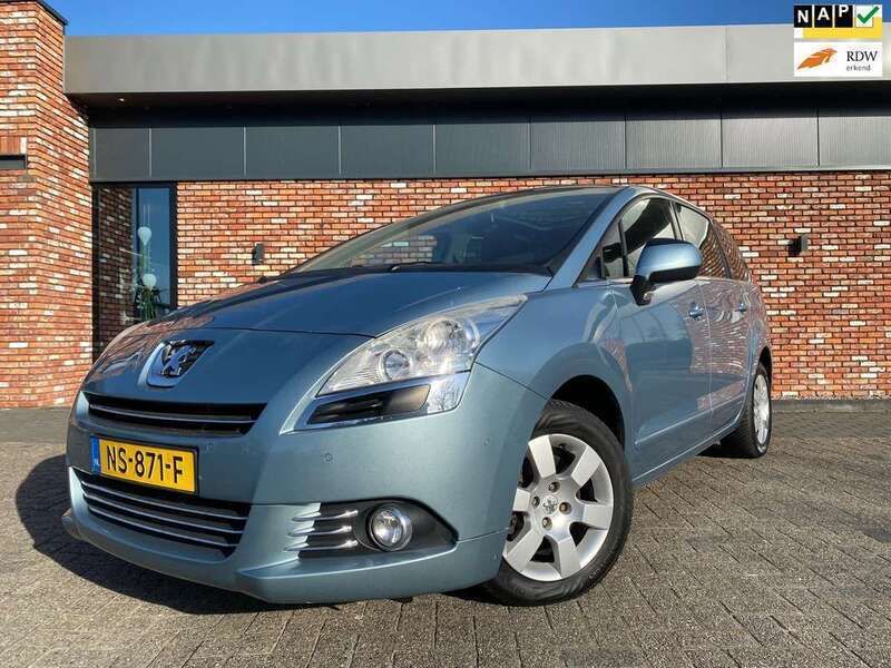Blauw, metallic lak Gebruikt 2010 Peugeot 5008 MPV | € 3.950 (Eerlijke prijs) - Afbeelding 1/4