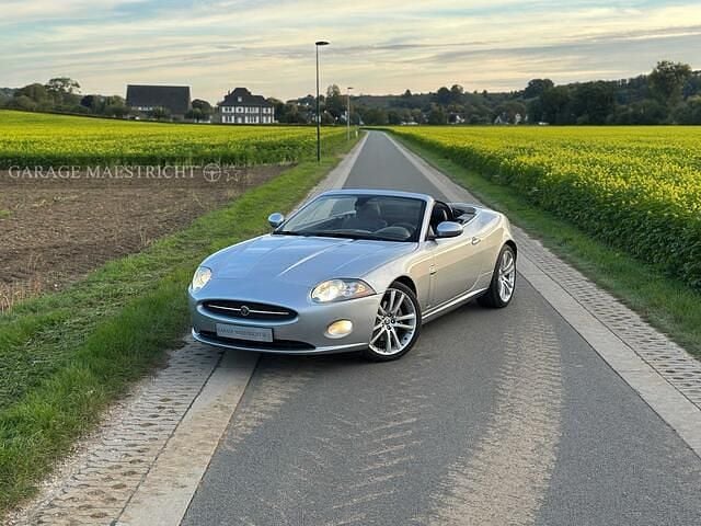 Zilver Gebruikt 2006 Jaguar XK Cabriolet | € 29.500 (Eerlijke prijs) - Afbeelding 1/4