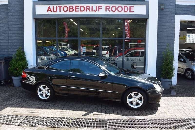 Zwart Gebruikt 2002 Mercedes CLK200 Avantgarde Coupé | € 7.499 (Iets duurder) - Afbeelding 1/4