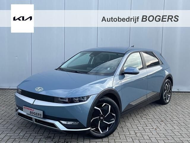 Blauw (metallic) Occasion 2022 Hyundai Ioniq 5 SUV | € 29.440 (Goede deal) - Afbeelding 1/4