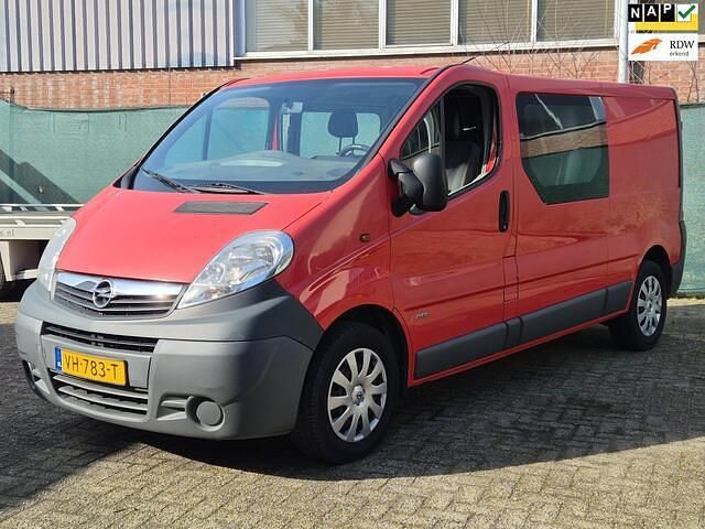 Occasion Opel Vivaro 114 PK (83 kW) 2014 Rood MPV