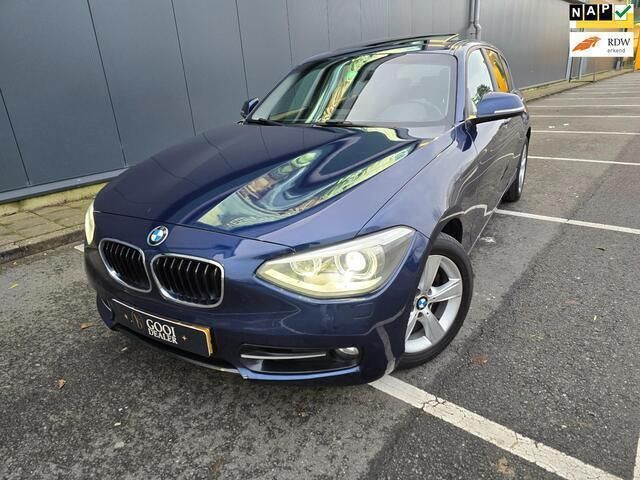 Blauw Gebruikt 2012 BMW 118 Hatchback | € 8.499 (Duur) - Afbeelding 1/4