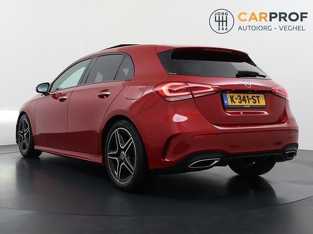 Occasion Mercedes A180 Business 136 PK (100 kW) 2021 Rood Hatchback