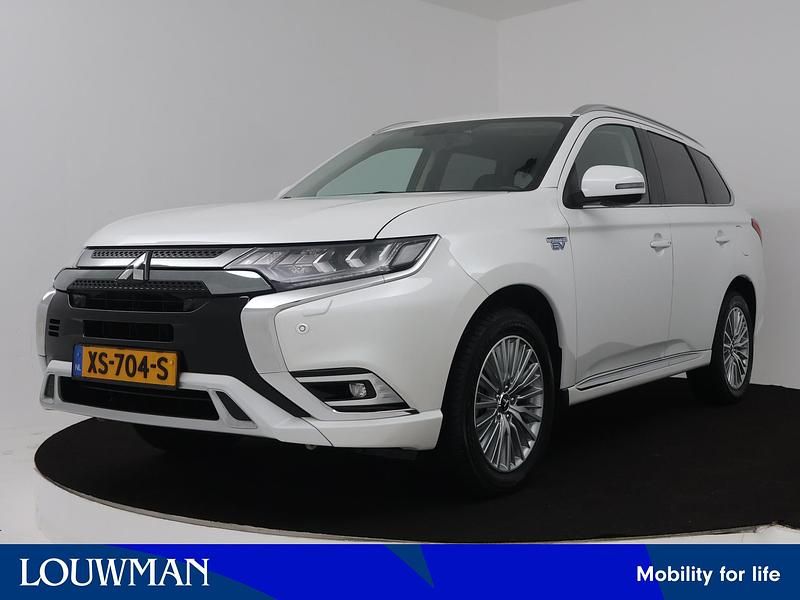 Occasion Mitsubishi Outlander P-HEV Intense 224 PK (164 kW) 2019 Wit SUV