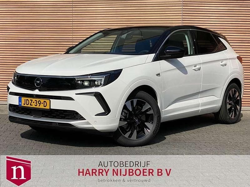 Wit Occasion 2023 Opel Grandland X Elegance SUV | € 25.900 (Goede deal) - Afbeelding 1/4