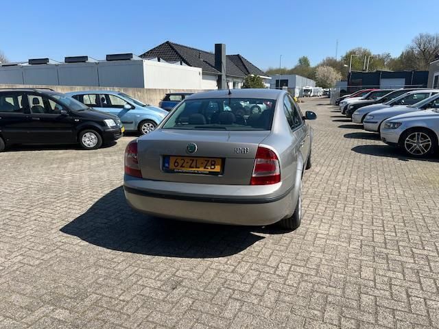 Afbeelding 4/4