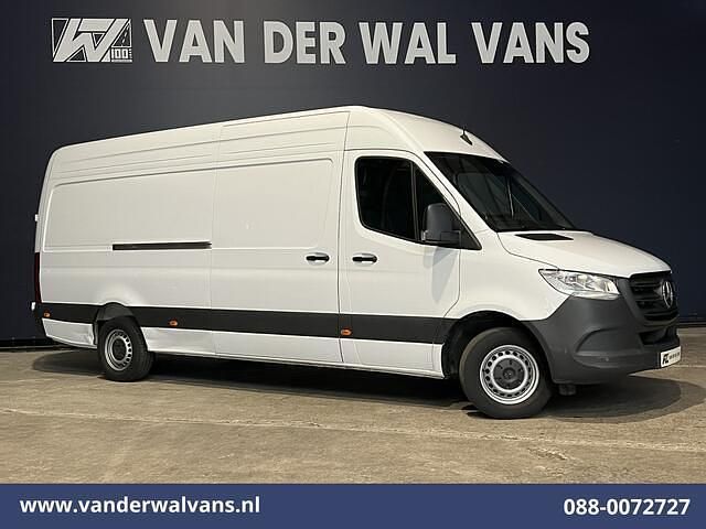 Wit Gebruikt 2024 Mercedes Sprinter Van | € 34.900 (Eerlijke prijs) - Afbeelding 1/4