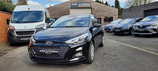 Zwart Gebruikt 2019 Hyundai i20 Hatchback | € 9.800 (Goede deal) - Afbeelding 1/4