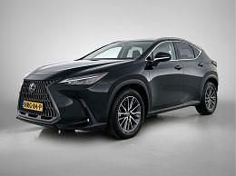 Zwart Gebruikt 2022 Lexus NX450h+ Launch Edition SUV | € 52.950 (Eerlijke prijs) - Afbeelding 1/3