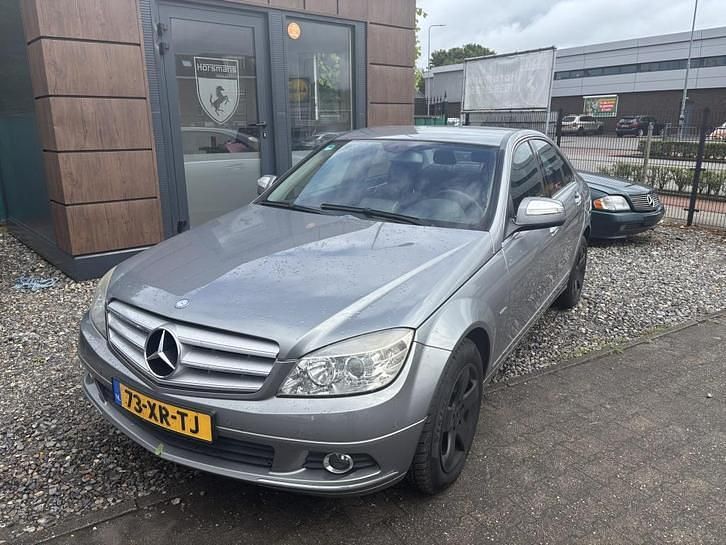 Grijs Gebruikt 2007 Mercedes C200 Elegance Sedan | € 5.990 (Goede deal) - Afbeelding 1/4