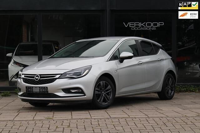 Grijs Gebruikt 2019 Opel Astra Edition Hatchback | € 9.750 (Super prijs) - Afbeelding 1/4