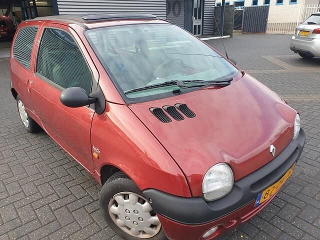 Occasion Renault Twingo Komfort 59 PK (43 kW) 2000 Rood Hatchback