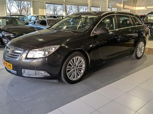 Occasion Opel Insignia Business Edition 142 PK (104 kW) 2012 Zwart Stationwagen