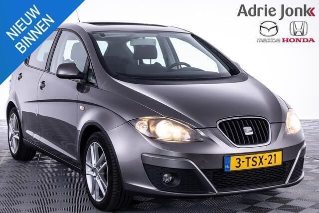 Grijs Gebruikt 2014 Seat Altea I-Tech MPV | € 7.439 (Eerlijke prijs) - Afbeelding 1/4