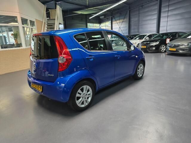 Occasion Opel Agila Edition 68 PK (50 kW) 2012 Blauw Hatchback